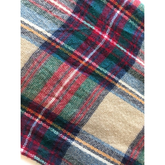 Blanket Scarf - Picture 2 of 4